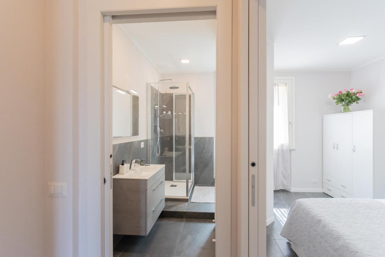 Sant'Agostino Apartments By Rent All Como Exterior photo
